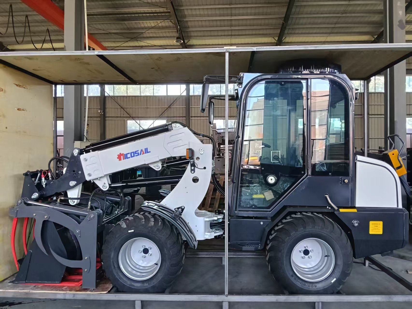 Carregadeira Telescópica Compa - Heavy Equipment Loader avaliação e preço
